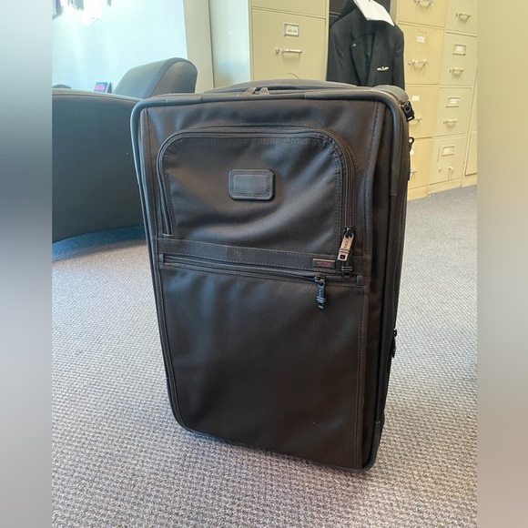Tumi Bags Tumi Alpha 2 Carryon Luggage Poshmark
